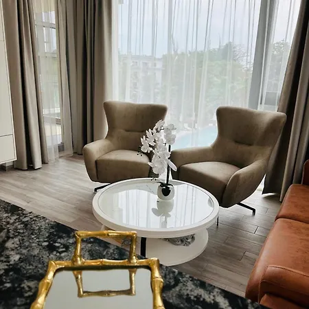 Boutique Luxury Azur Deluxe On The Lejlighed Sankt Konstantin & Helena