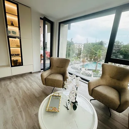 Boutique Luxury Azur Deluxe On The Sankt Konstantin & Helena