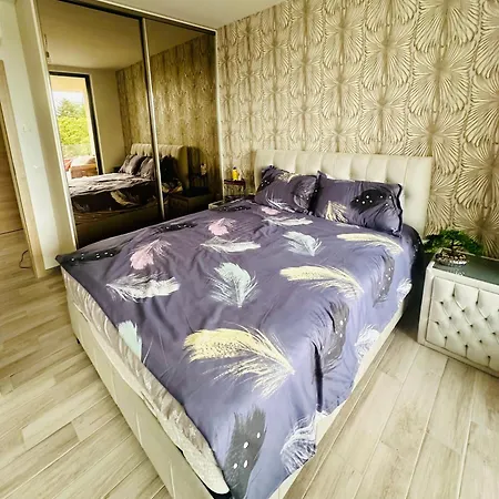 Boutique Luxury Azur Deluxe On The Lejlighed Sankt Konstantin & Helena